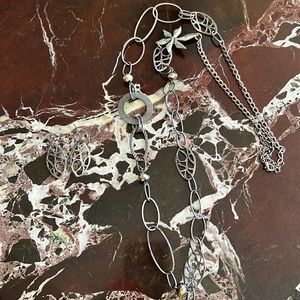 Necklace and earrings pair